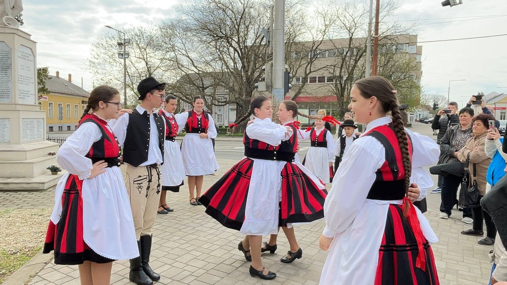 Flashmob az istentisztelet előtt07